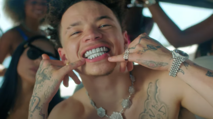 Lil Mosey Celebrates Success Of Blueberry Faygo With Album Certified Hitmaker Ava Leak Adds Three New Songs - lil mosey stuck in a dream roblox id